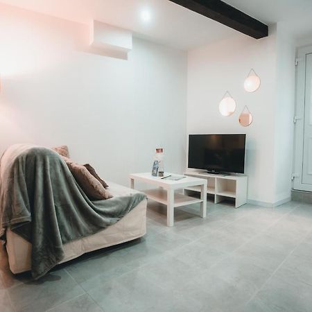 Appartement Neuf Et Moderne Dans Le Centre Ville Bagnols-sur-Cèze Exteriér fotografie